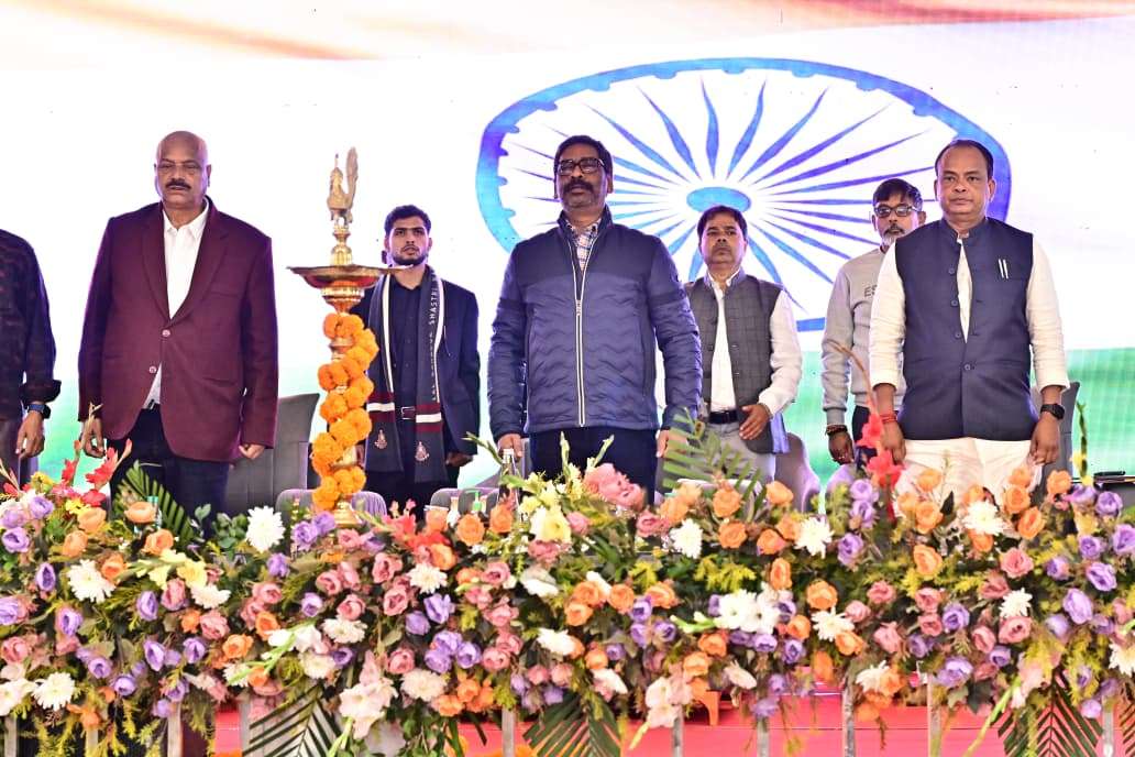 आदित्यपुर को मिली बड़ी सौगात: नेताजी सुभाष मेडिकल कॉलेज में एमबीबीएस प्रथम बैच का शुभारंभ, मुख्यमंत्री हेमन्त सोरेन ने किया ऐलान, झारखंड बनेगा चिकित्सा शिक्षा का मजबूत केंद्र