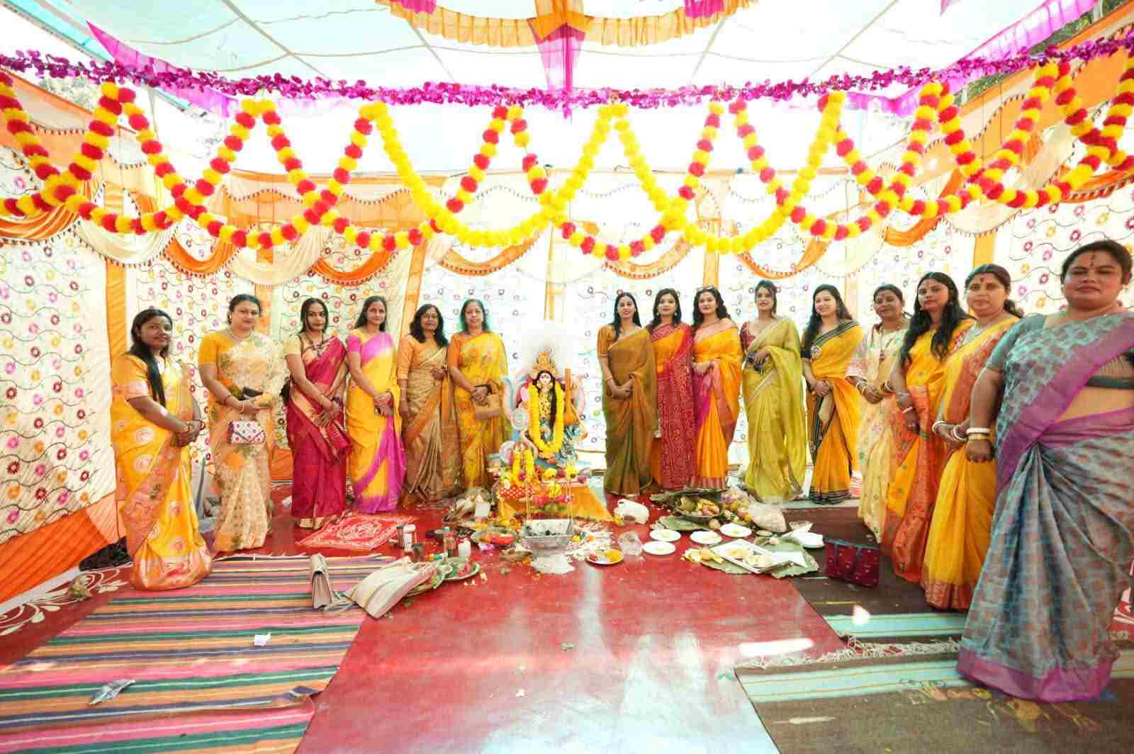 विद्या की साधना और सेवा का संगम, आशा किरण–शिशु विहार में भव्य सरस्वती पूजा