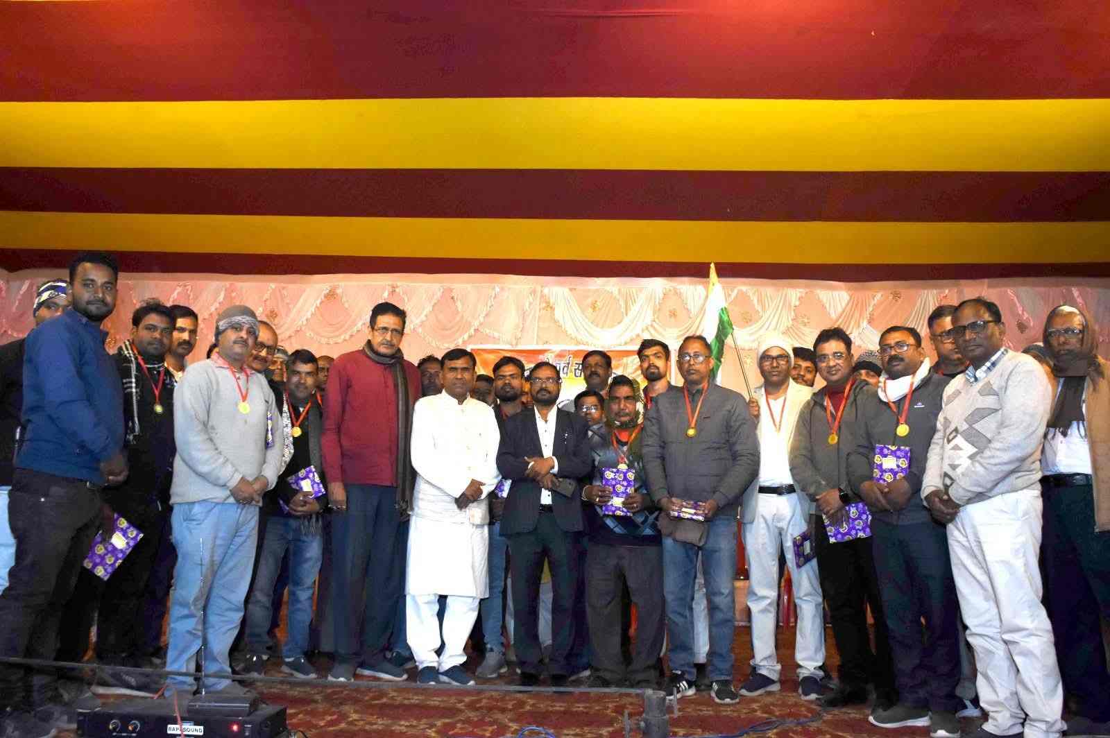 गणतंत्र दिवस पूर्व संध्या पर देशभक्ति की रंगारंग प्रस्तुति से सजा जामताड़ा