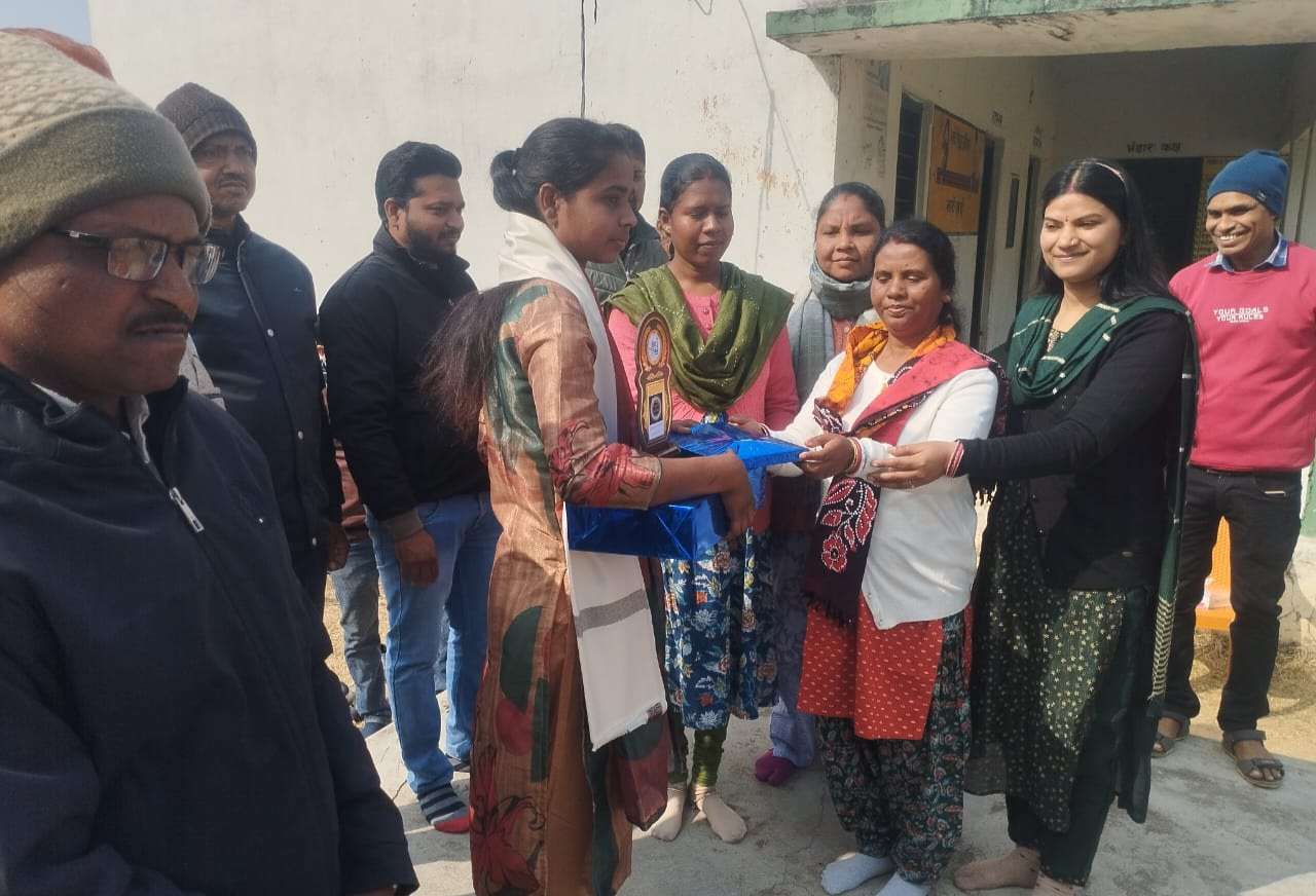 हौसले ने रची इतिहास की इबारत, मजदूर की बेटी बनी सीमा की सिपाही, केलाही मोमिन पाड़ा की शबनम परवीन का बीएसएफ में चयन, क्षेत्र में खुशी की लहर